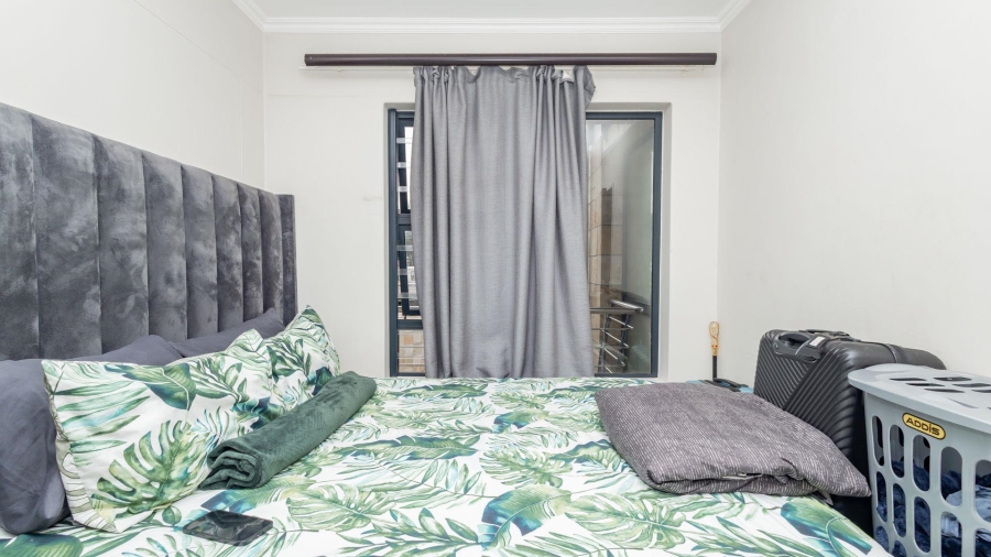 1 Bedroom Property for Sale in Table View Western Cape